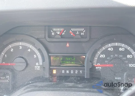 2014 Ford E-250 Commercial z USA, uszkodzony, nr VIN 1FTNE2EL6EDB13845